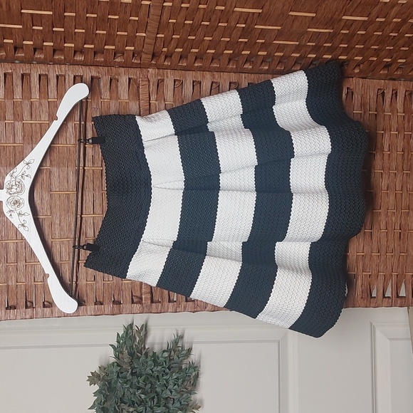 Xhilaration Bandage Skirt black and white small Beetlejuice - Picture 3 of 16